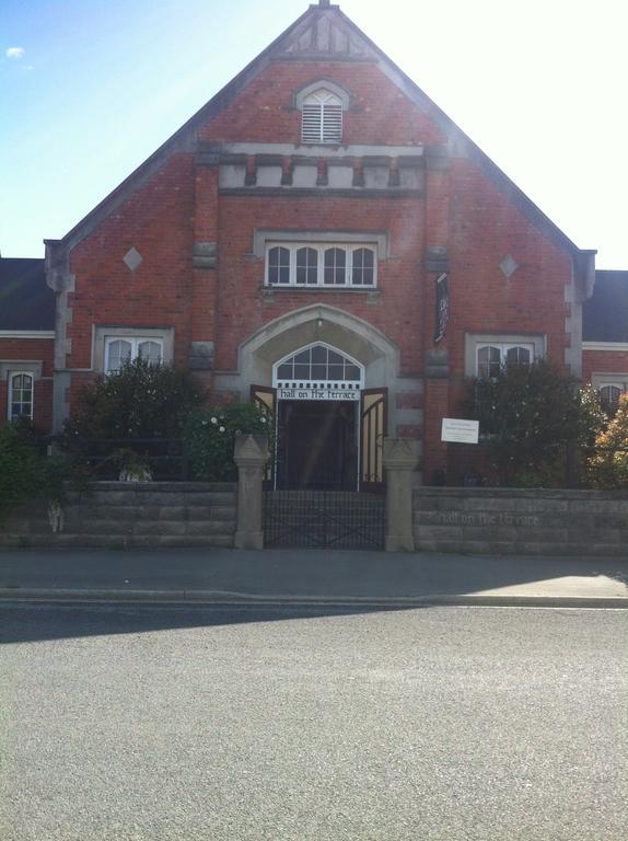 Hall On The Terrace Temuka Exterior photo