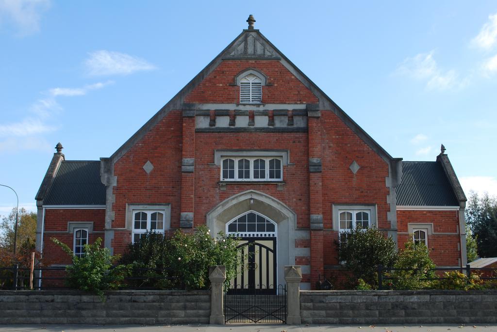 Hall On The Terrace Temuka Exterior photo